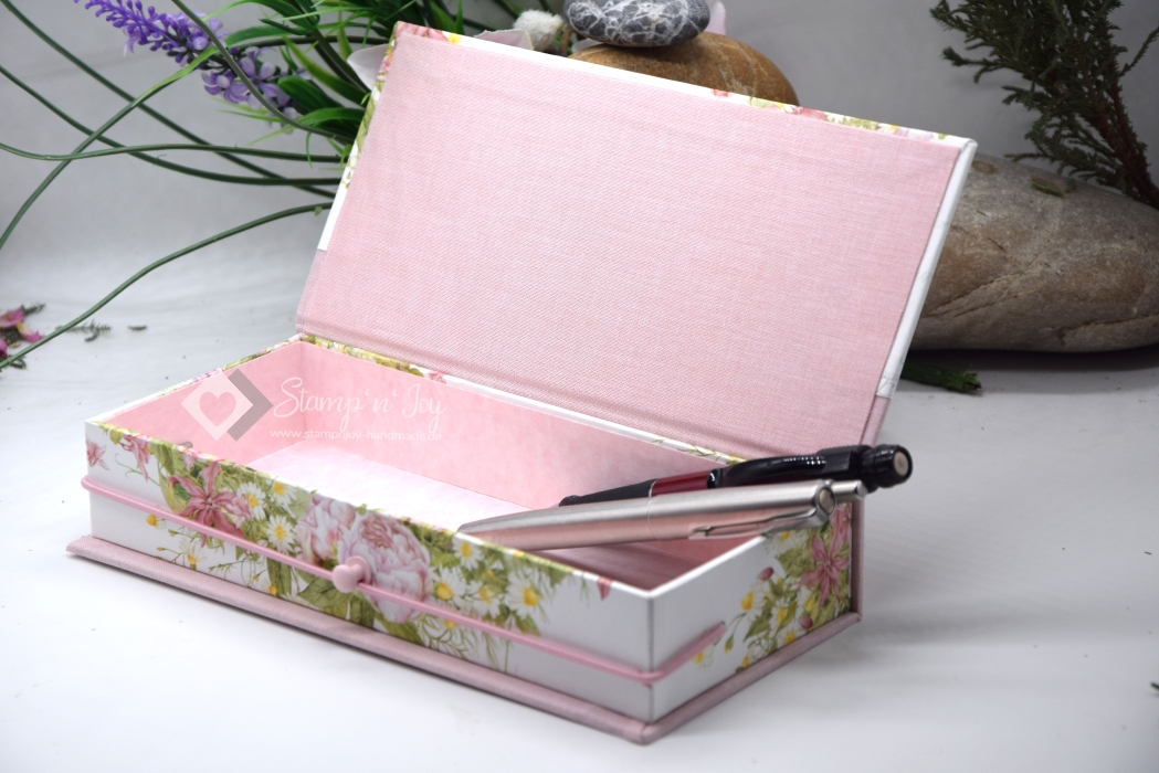 Stifte-Schachtel mit Klappdeckel ca. 21x10x4cm | Gänseblumenkranz floral | puderrosa | Art. Nr. 97040309